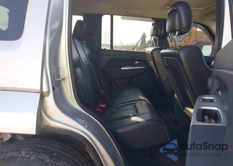 2010 Jeep Liberty Limited z USA, uszkodzony, nr VIN 1J4PN5GK5AW151882